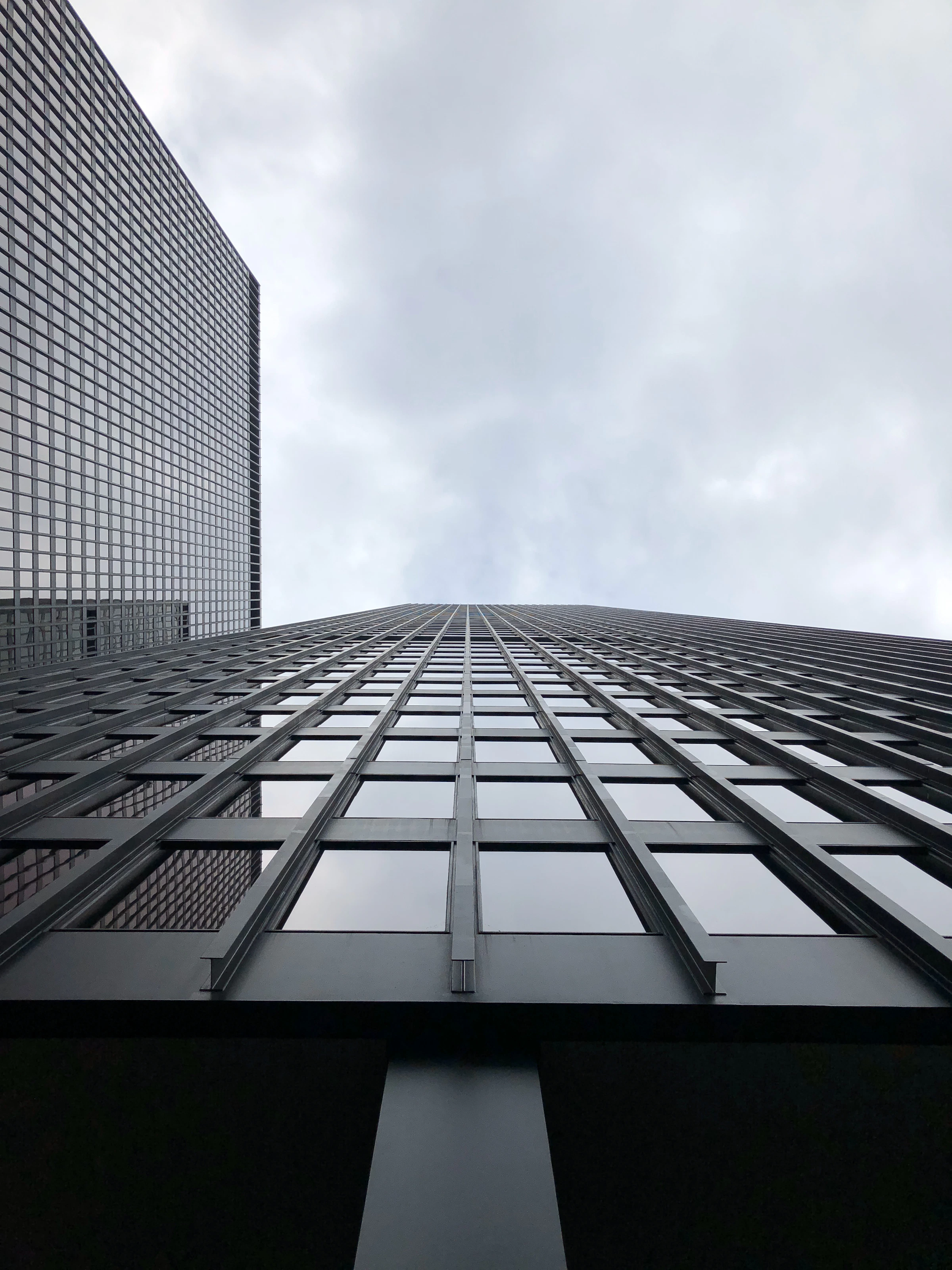 Luis Aguila_1755194256338_unsplash_id_1wocXVBRCQ0.webp